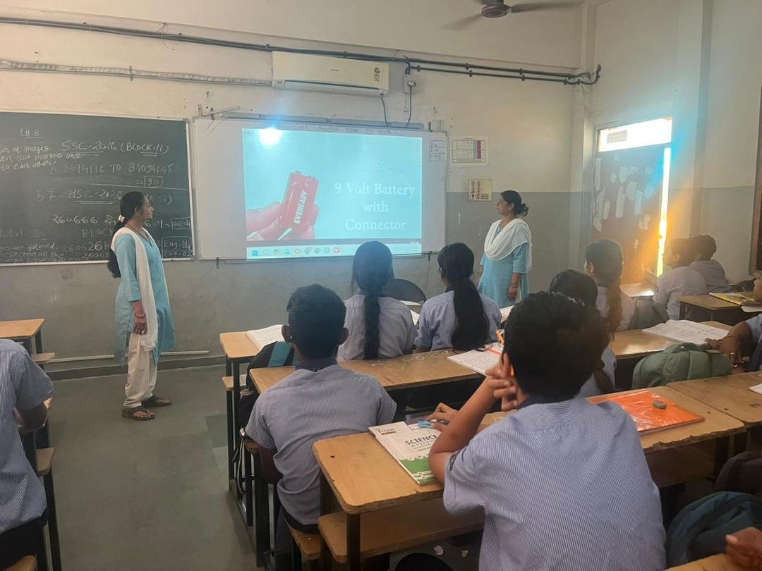 Teacher explaining a science experiment