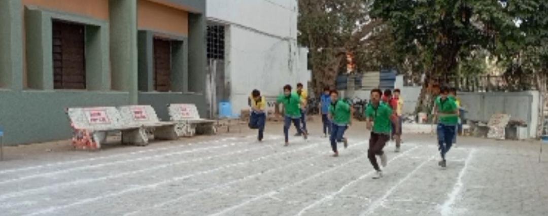 Children sprinting in a school race